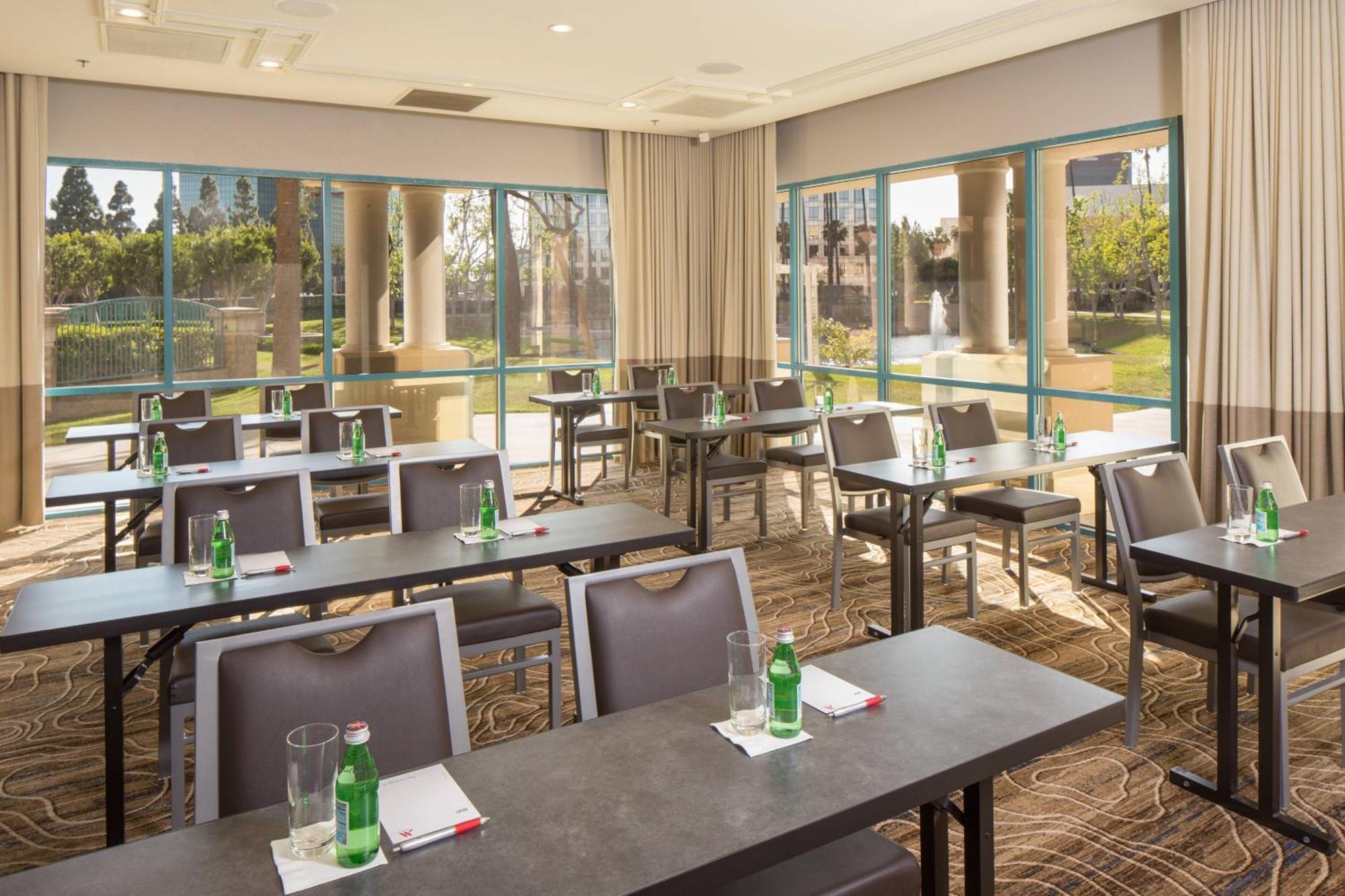 Hotel Costa Mesa Marriott Exterior foto